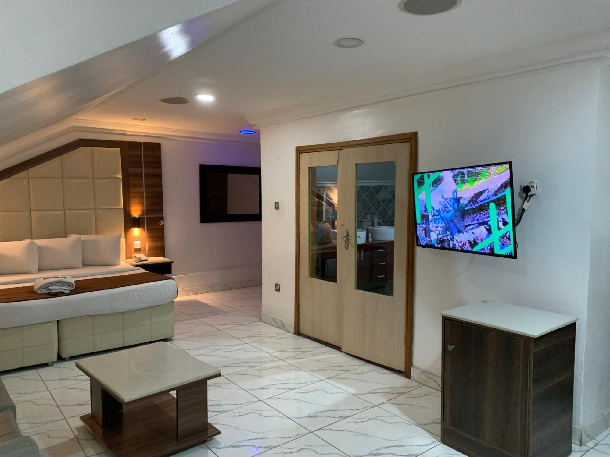 Presken Hotel @Oniru Lagos Luaran gambar