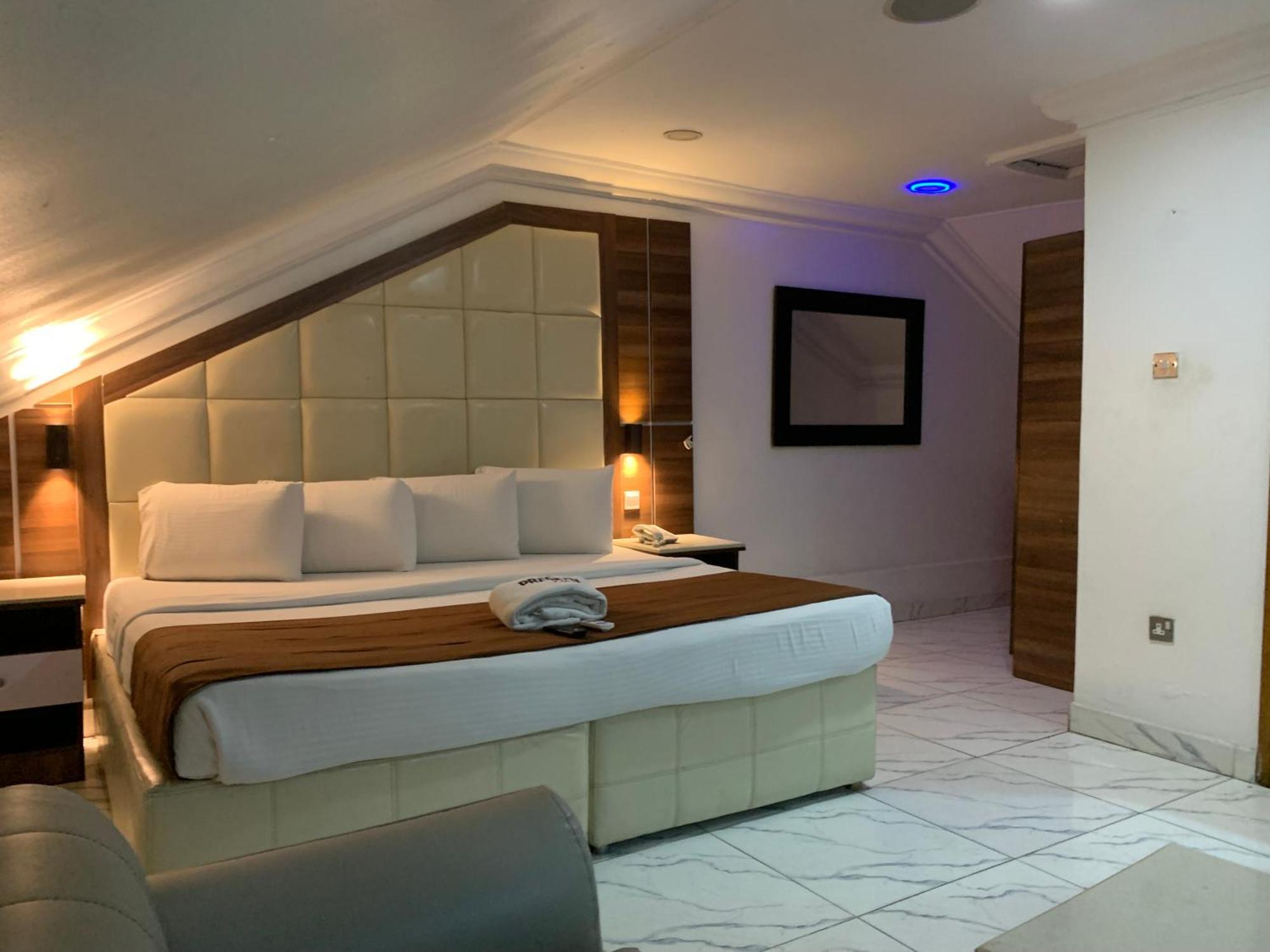 Presken Hotel @Oniru Lagos Luaran gambar